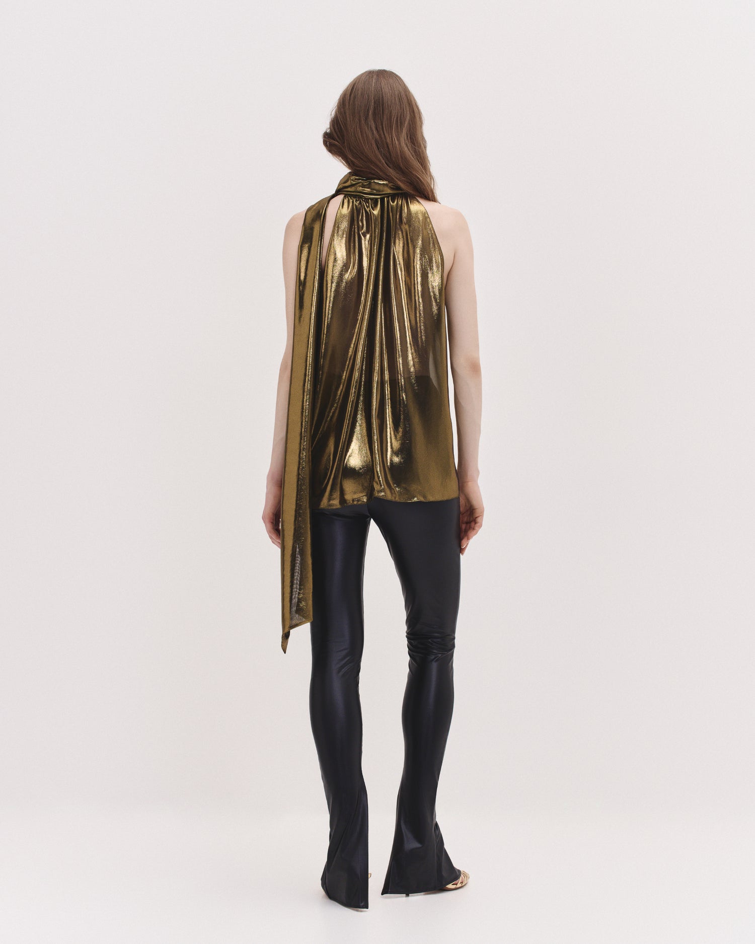 Zephyra Top in Gold
